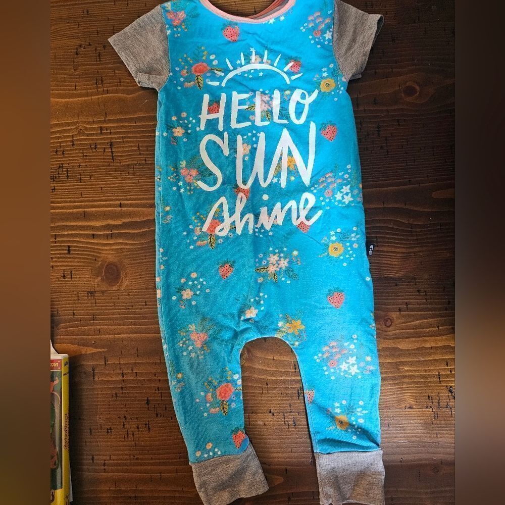 Rags hello sunshine onesie size 12 to 18 months